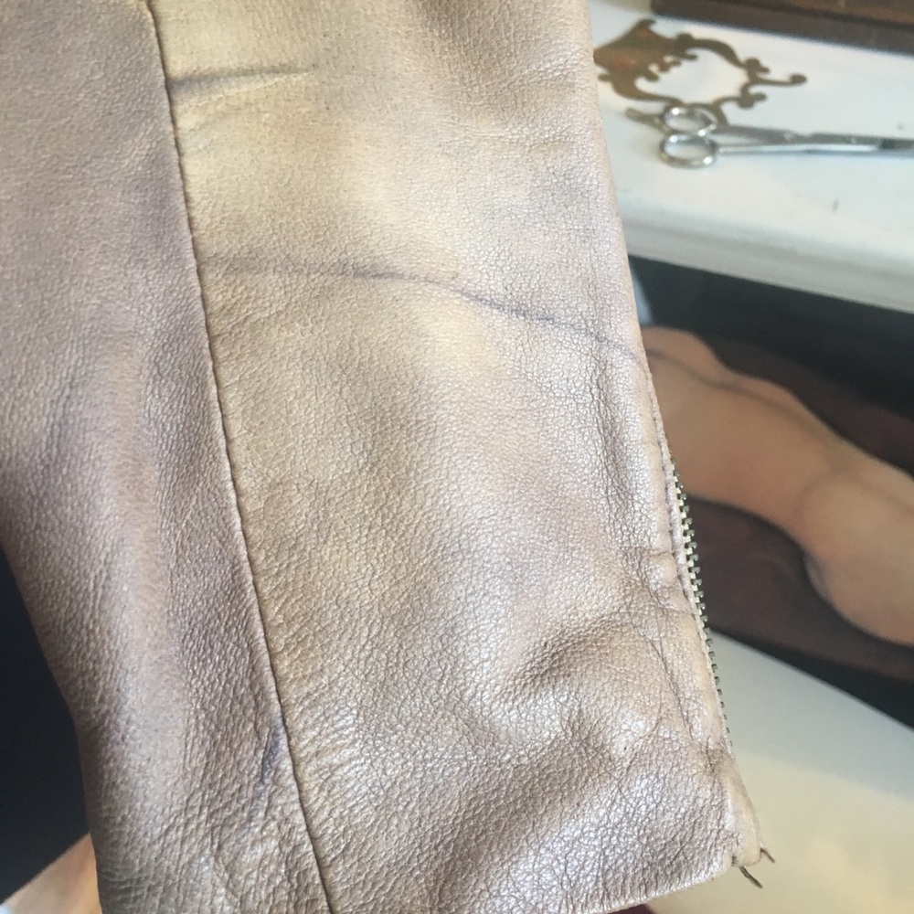 Leather jacket - Picture 3 of 7